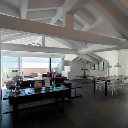 Navalia Вилла Менаджо