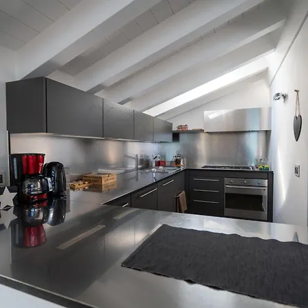 Вилла Navalia Менаджо