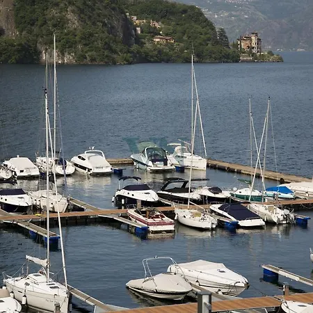 فيلة Navalia ميناجيو