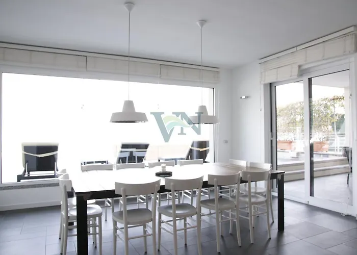 Navalia מנאג'יו