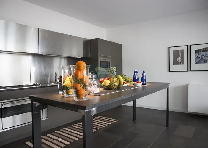 Navalia מנאג'יו