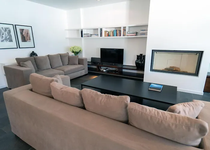 Navalia מנאג'יו