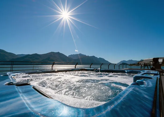 Navalia מנאג'יו