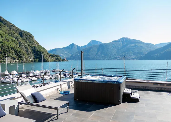 Navalia מנאג'יו