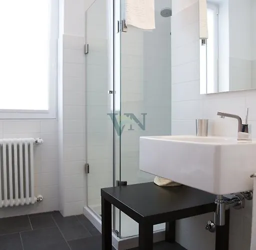 Navalia מנאג'יו